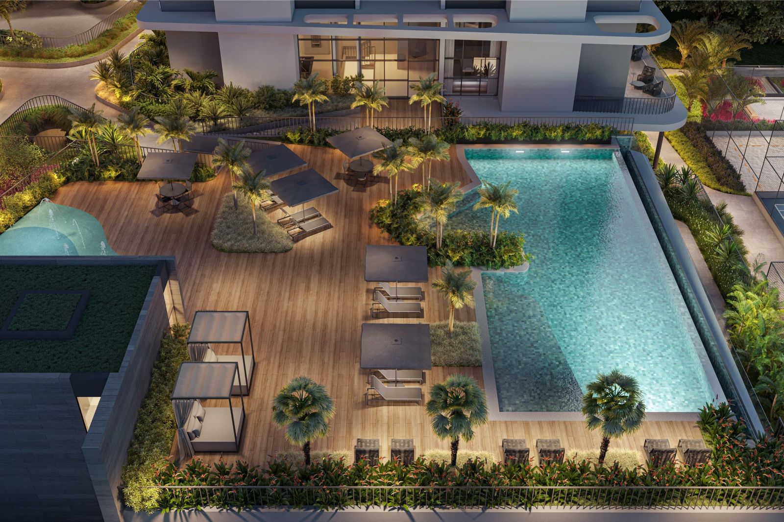 Piscina com deck